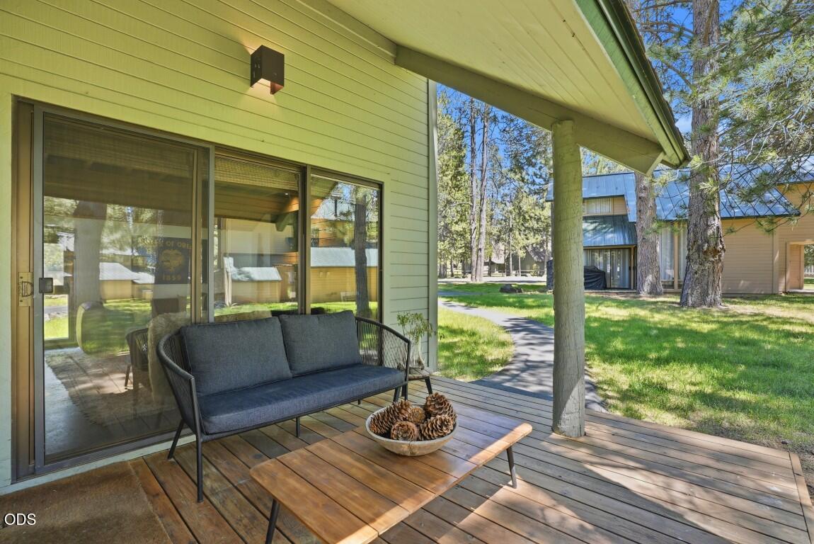 57569 Ranch Cabin Road, Unit 1 Sunriver, OR 97707 - Photo 27 of 34