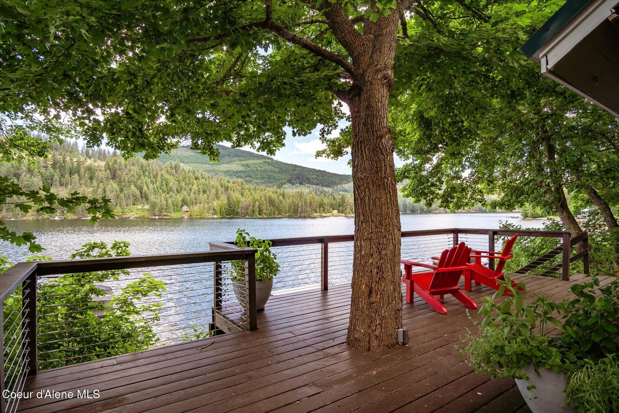 5860 West Freeman Road Rathdrum, ID 83858 - Photo 2 of 32 Deck w/Views