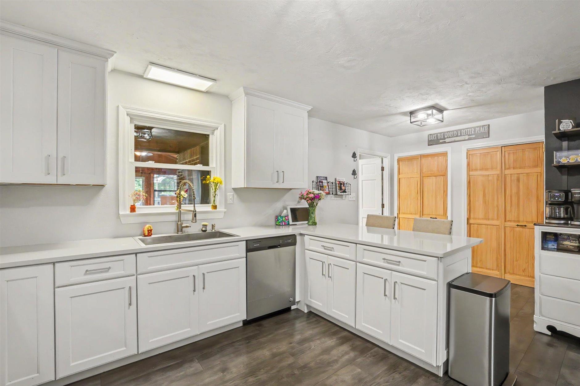 1734 Ruby Road Tallahassee, FL 32303 - Photo 17 of 70