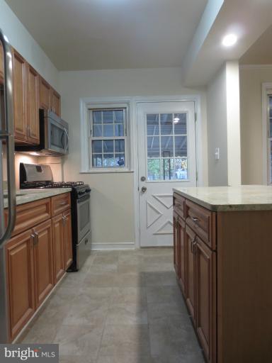 5906 Falkirk Road Baltimore, MD 21239 - Photo 1 of 18 New Granite Countertop