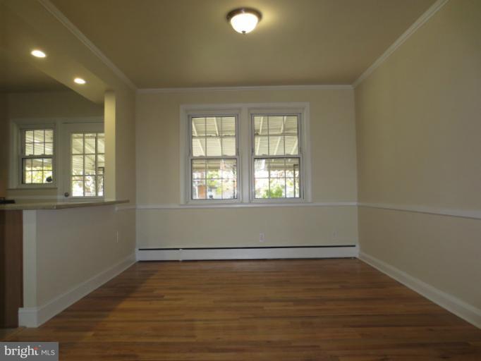 5906 Falkirk Road Baltimore, MD 21239 - Photo 8 of 18 Dining Room