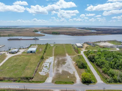 $300,000 | 333 Abbeville La, Abbeville, LA 70510