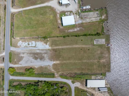 $300,000 | 333 Abbeville La, Abbeville, LA 70510