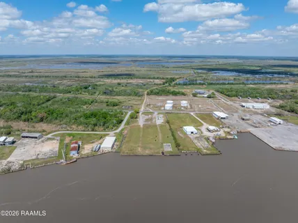 $300,000 | 333 Abbeville La, Abbeville, LA 70510