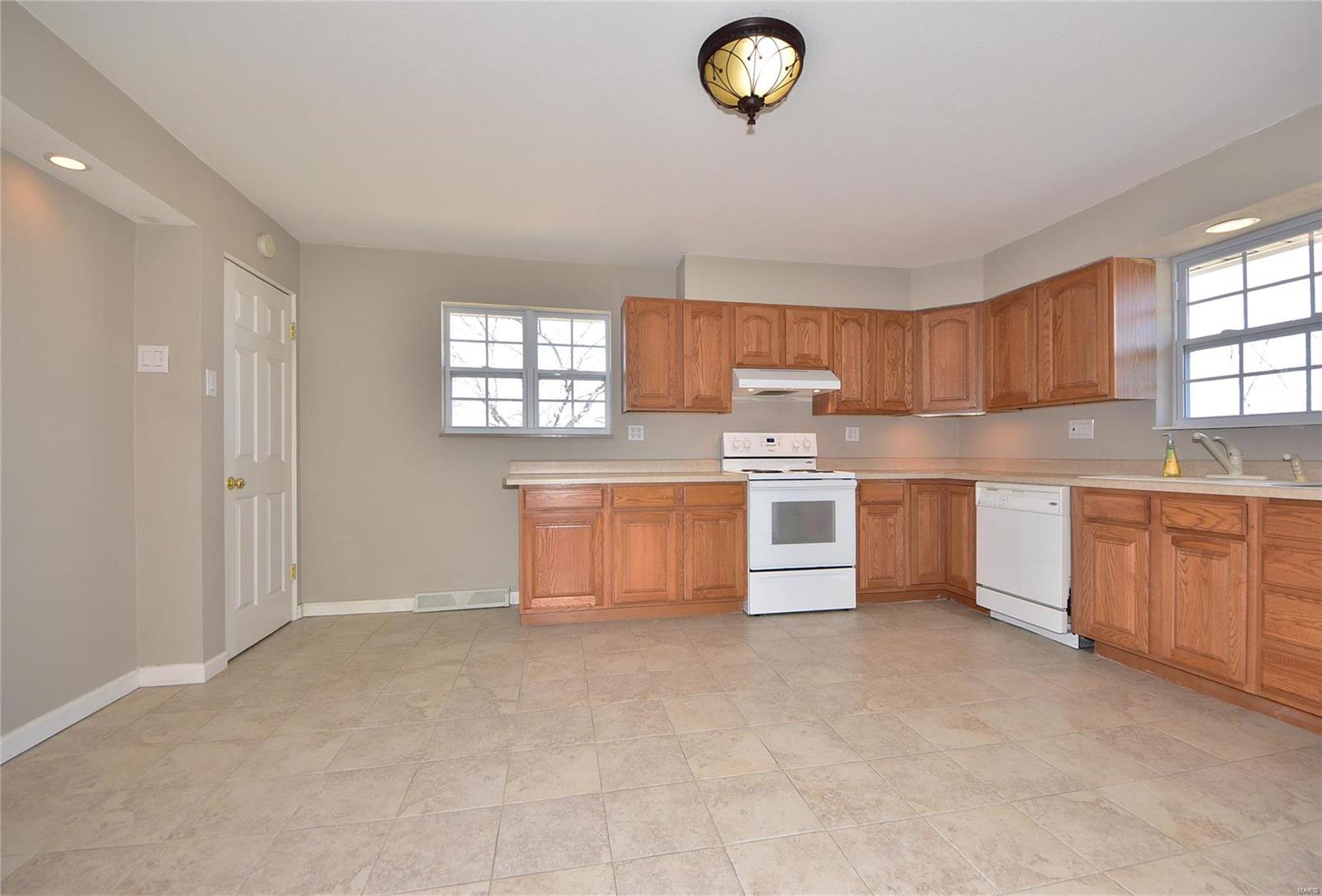 1671 Smizer Mill Road Fenton, MO 63026 - Photo 13 of 45 Gallery Image 13