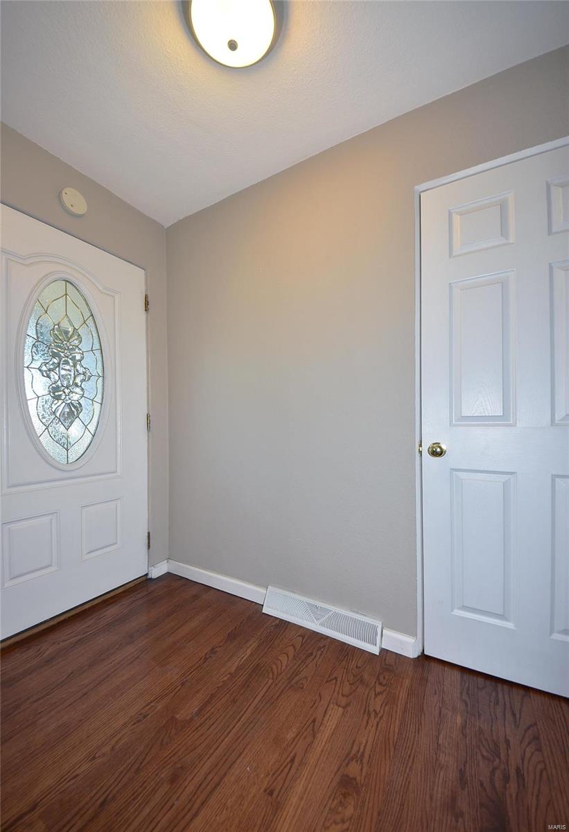 1671 Smizer Mill Road Fenton, MO 63026 - Photo 6 of 45 Gallery Image 6
