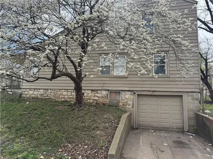 $89,500 | 1600 Cypress Avenue, Kansas City, MO 64127