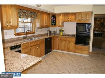 524 Creek Road Moorestown, NJ 08057 - Photo 6 of 11 Kitchen