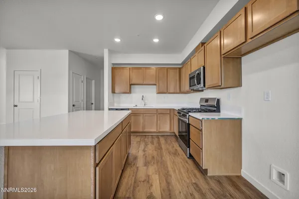 $393,617 | 260 Green Lane, Dayton, NV 89403