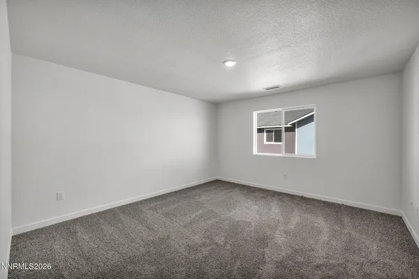 $393,617 | 260 Green Lane, Dayton, NV 89403