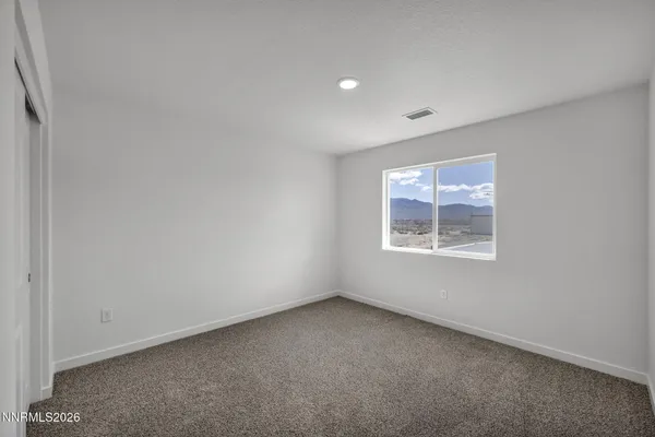 $393,617 | 260 Green Lane, Dayton, NV 89403