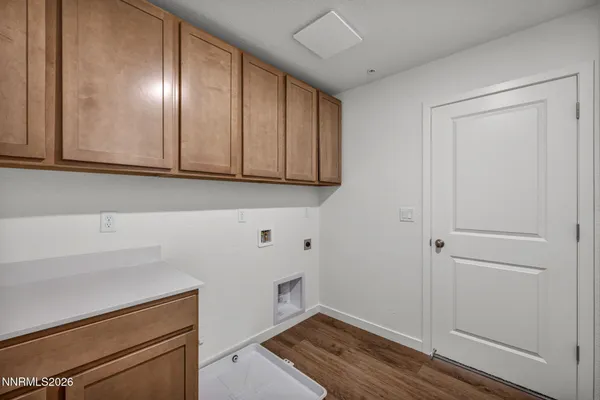 $393,617 | 260 Green Lane, Dayton, NV 89403