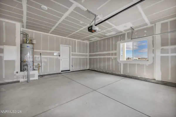 $393,617 | 260 Green Lane, Dayton, NV 89403