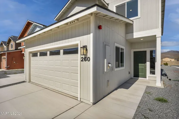 $393,617 | 260 Green Lane, Dayton, NV 89403