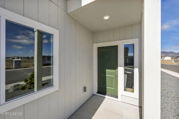 $393,617 | 260 Green Lane, Dayton, NV 89403