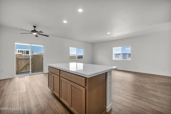 $393,617 | 260 Green Lane, Dayton, NV 89403