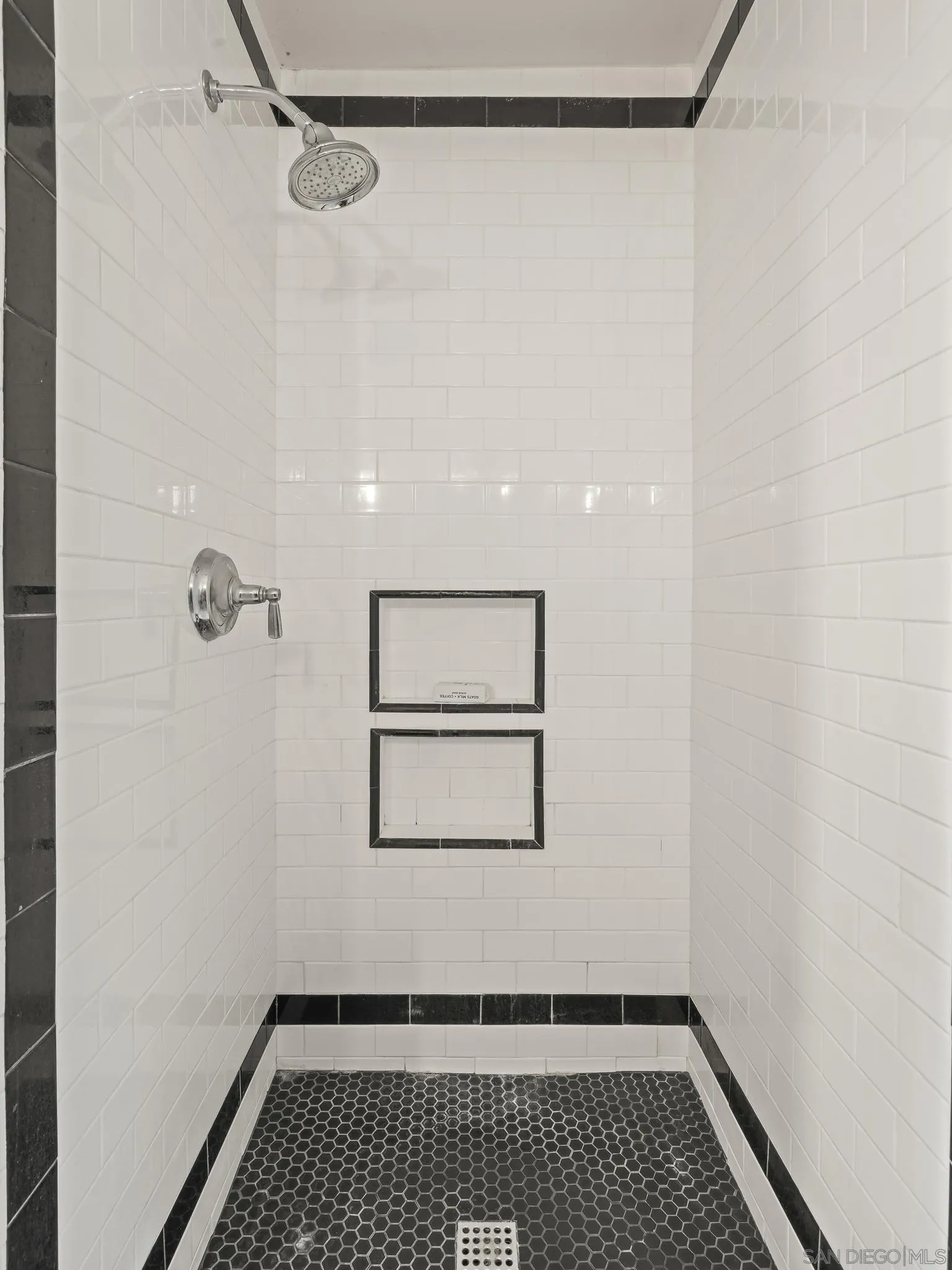816 F Coronado, CA 92118 - Photo 24 of 44