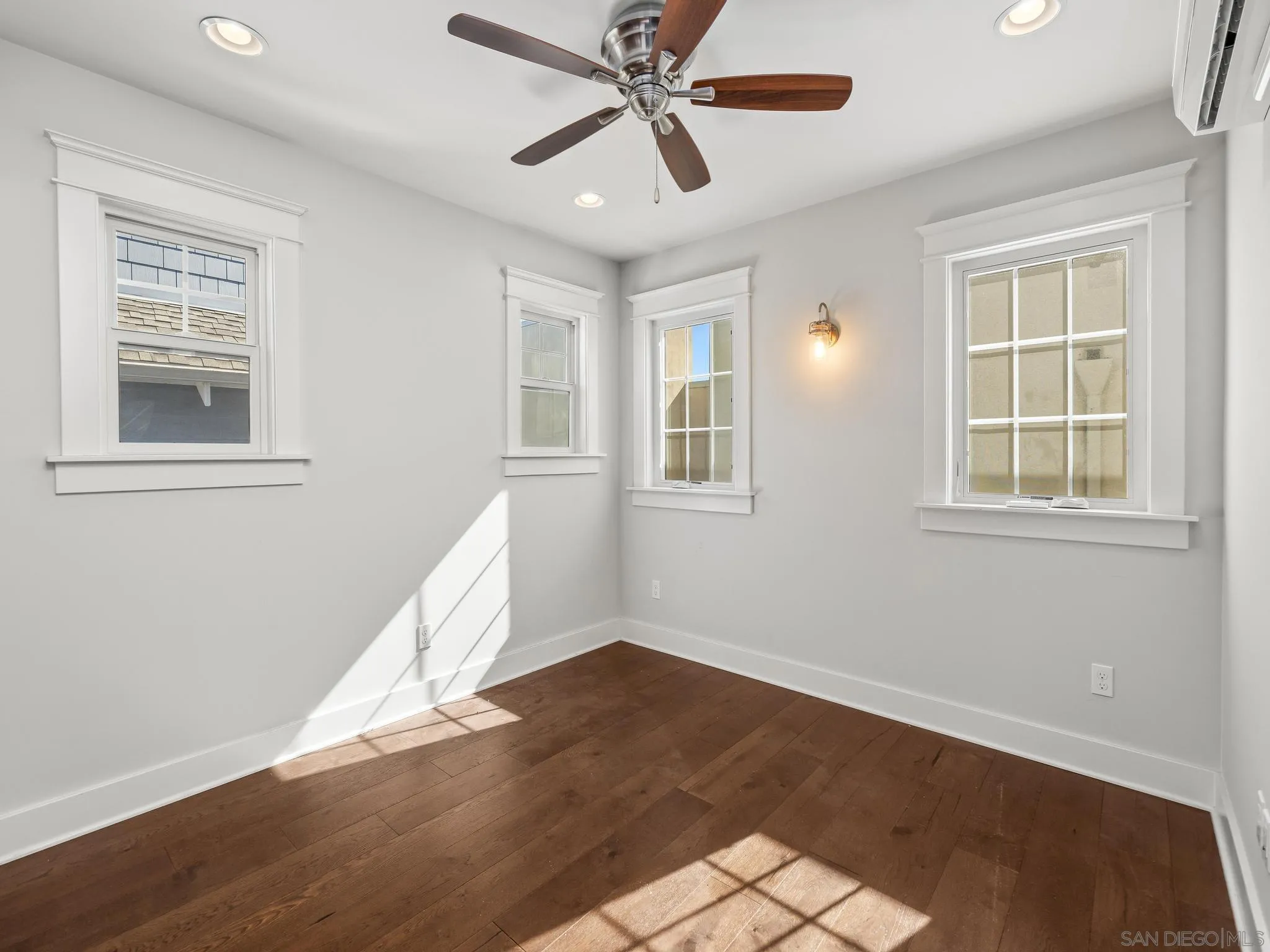 816 F Coronado, CA 92118 - Photo 26 of 44