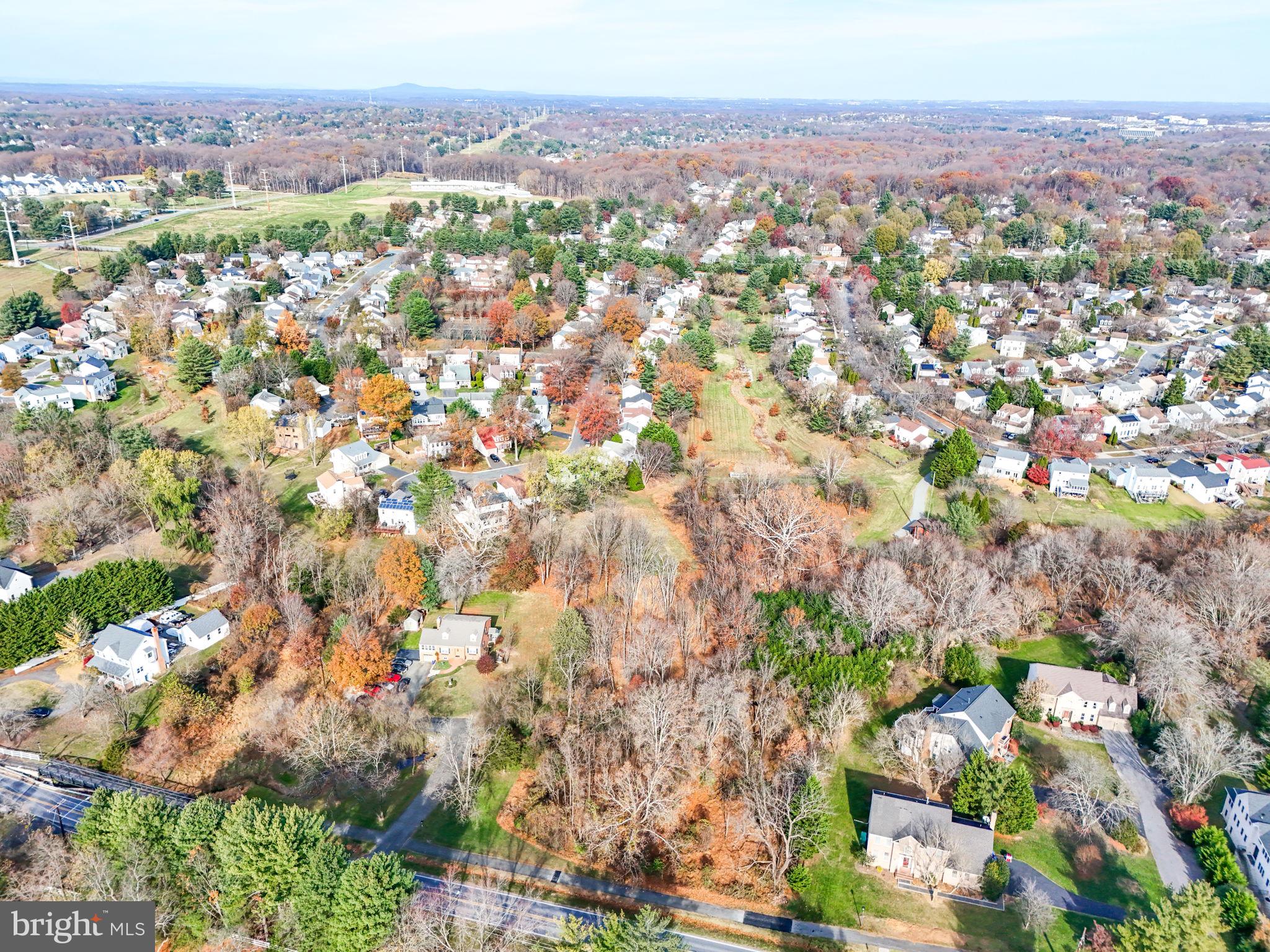 13714 Travilah Road Rockville, MD 20850 - Photo 4 of 19