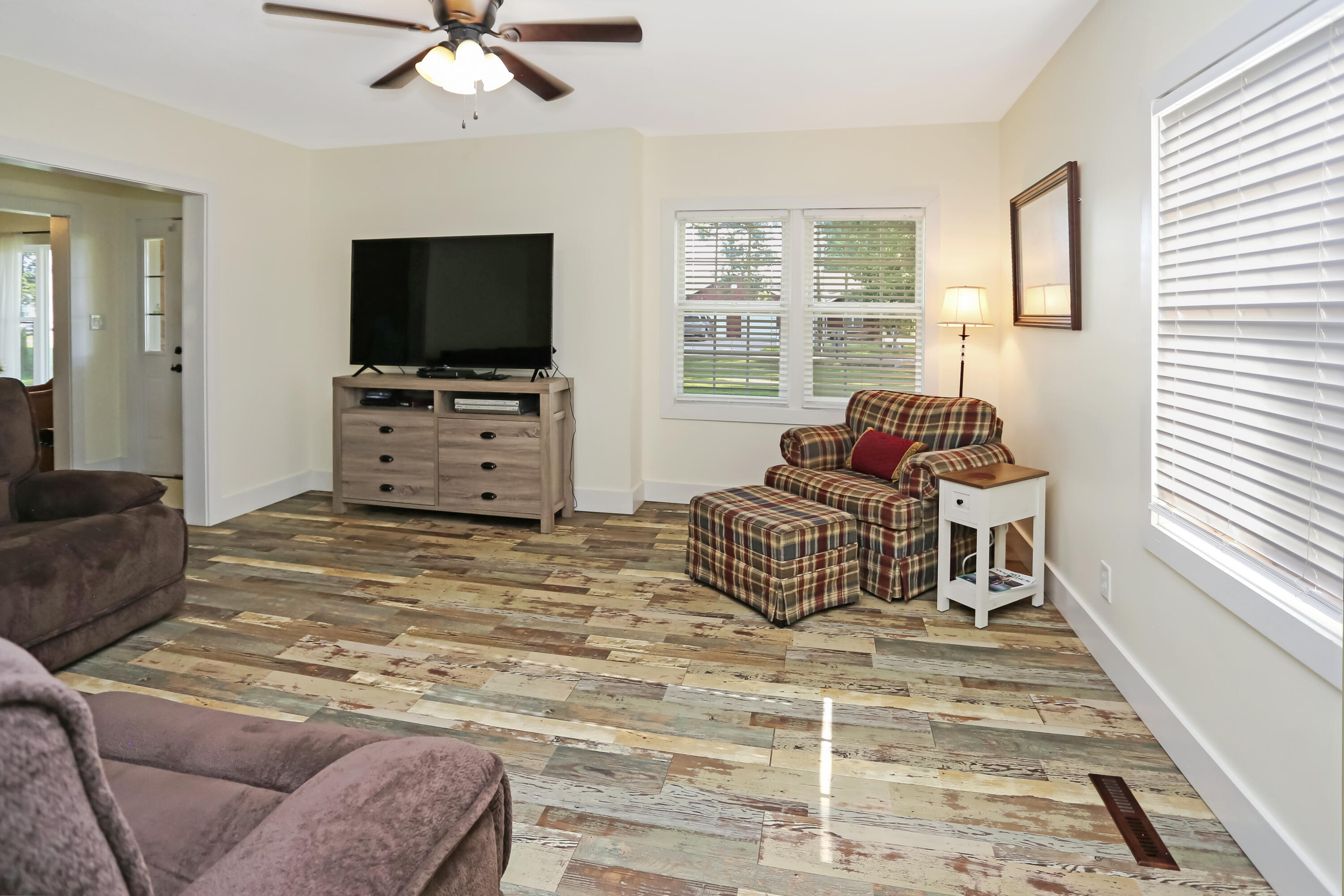 332 Jones Sparkman Road Murray, KY 42071 - Photo 10 of 40 IMG_5504