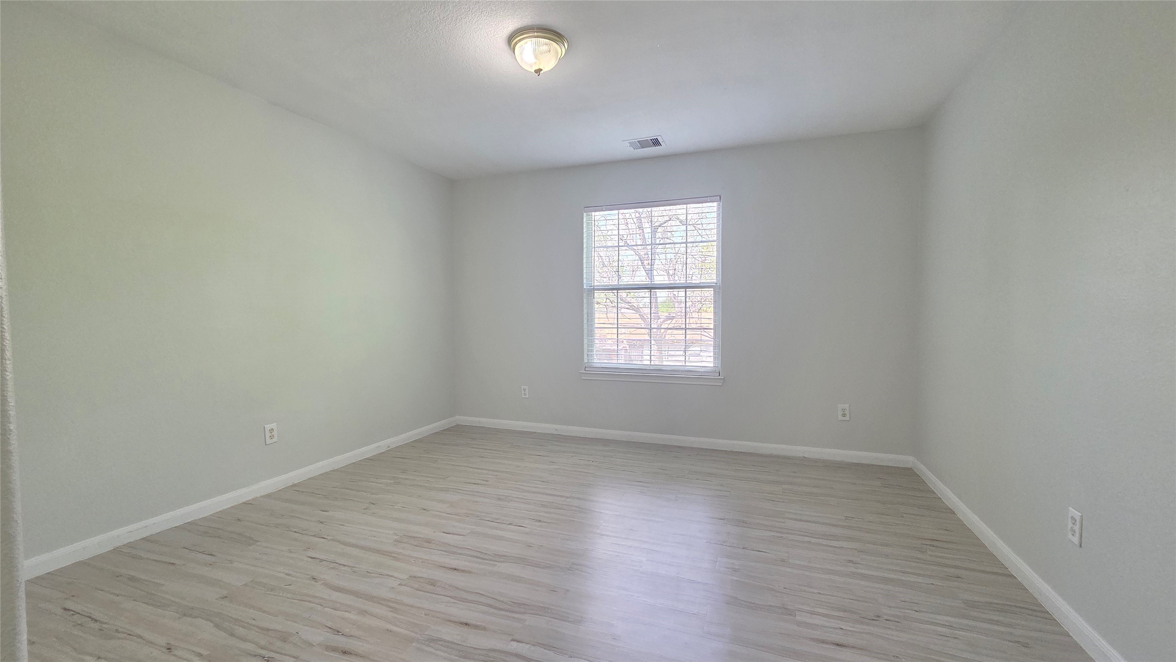 4121 Mallow Street, Unit A/B Houston, TX 77051 - Photo 39 of 50 Unit B - Bedroom #2 Upstairs
