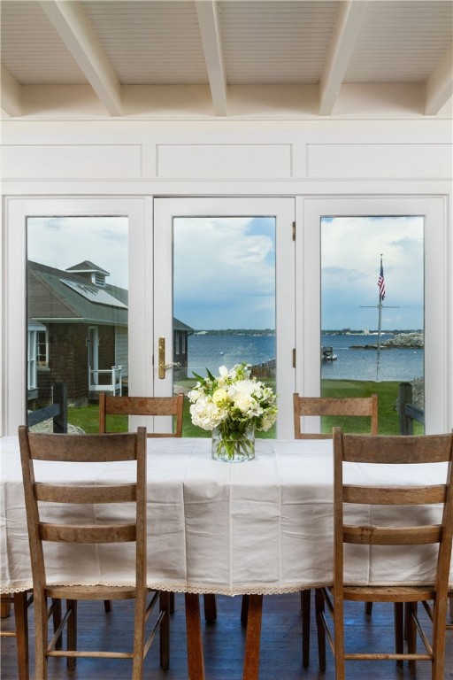 90 Racquet Road Jamestown, RI 02835 - Photo 22 of 43