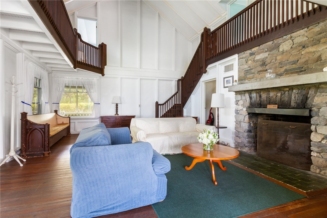 90 Racquet Road Jamestown, RI 02835 - Photo 24 of 43