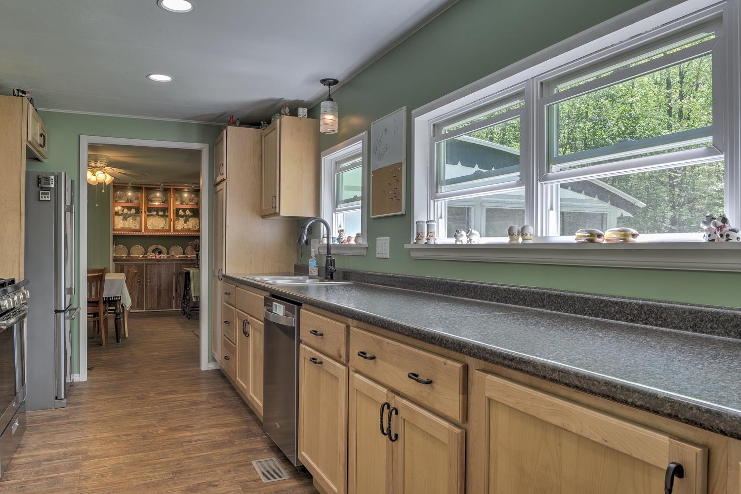 25 Mountain View Road Walpole, NH 03609 - Photo 5 of 40 Gallery Image 5