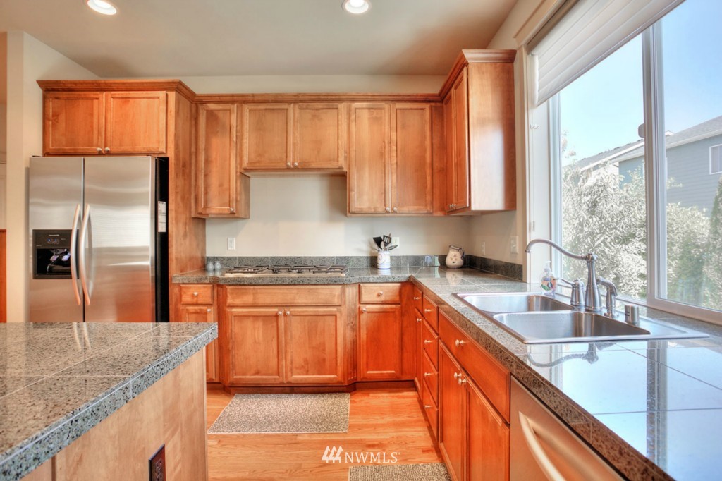 18521 38th Drive Southeast Bothell, WA 98012 - Photo 12 of 25 Gallery Image 12