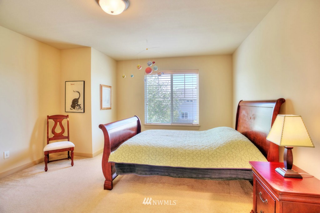 18521 38th Drive Southeast Bothell, WA 98012 - Photo 22 of 25 Gallery Image 22