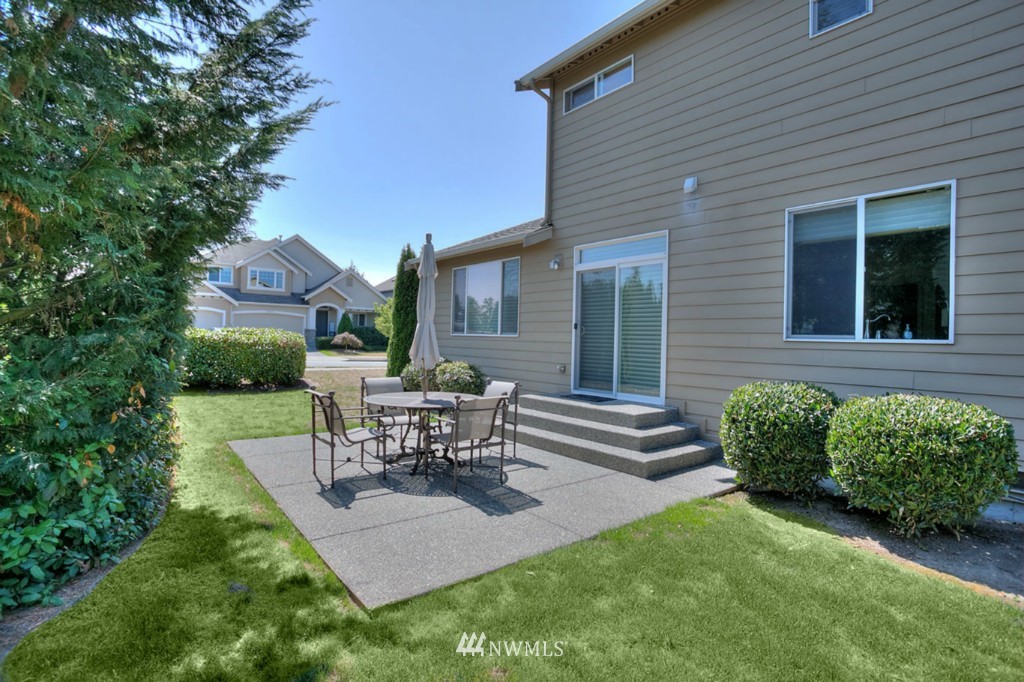 18521 38th Drive Southeast Bothell, WA 98012 - Photo 24 of 25 Gallery Image 24