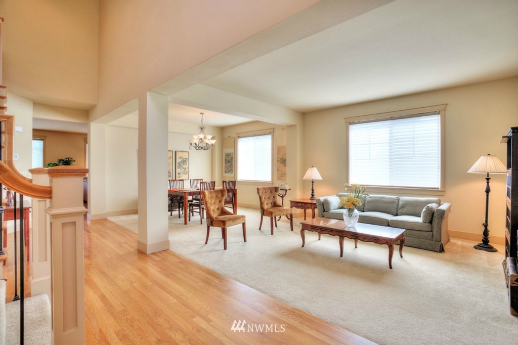 18521 38th Drive Southeast Bothell, WA 98012 - Photo 4 of 25 Gallery Image 4