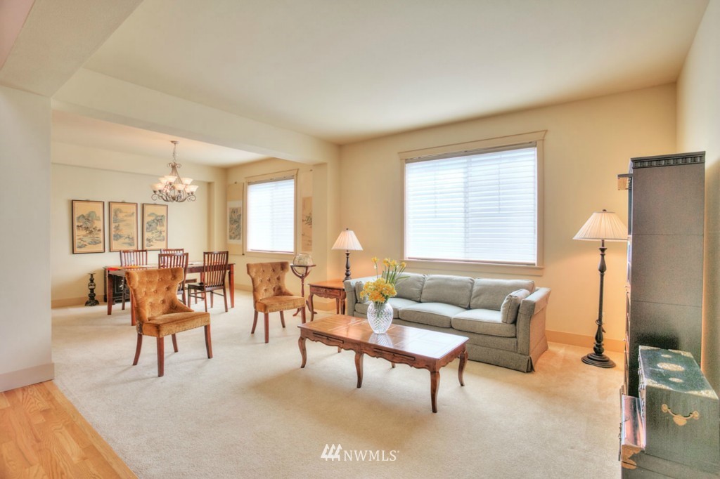 18521 38th Drive Southeast Bothell, WA 98012 - Photo 5 of 25 Gallery Image 5