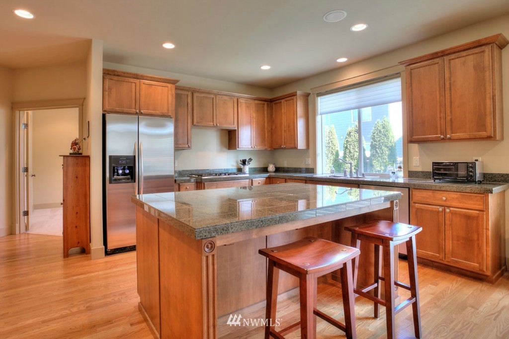 18521 38th Drive Southeast Bothell, WA 98012 - Photo 10 of 25 Gallery Image 10