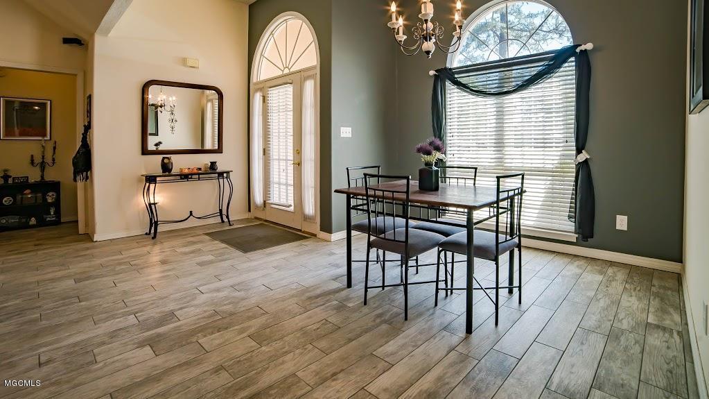 7904 Martin Bluff Road Gautier, MS 39553 - Photo 7 of 30 MB Foyer Formal Dining