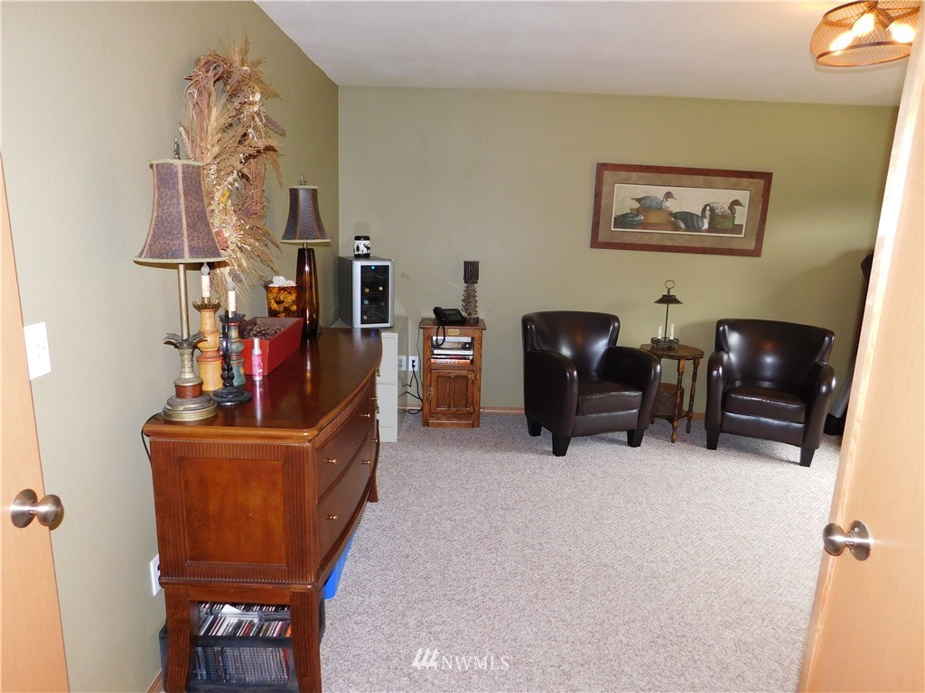106 Springbrook Drive Chehalis, WA 98532 - Photo 10 of 24 Gallery Image 10