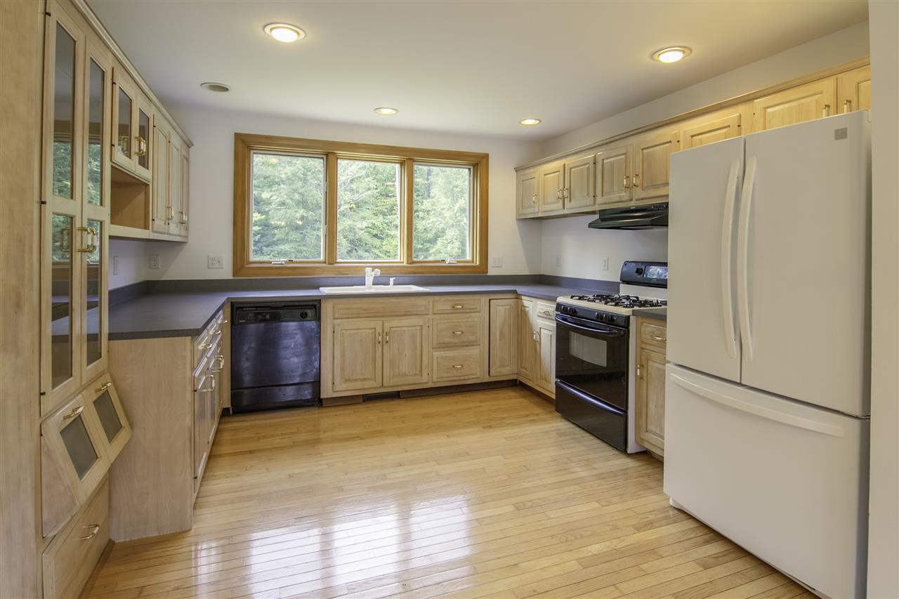 47 Puckerbrush Road Campton, NH 03223 - Photo 4 of 31