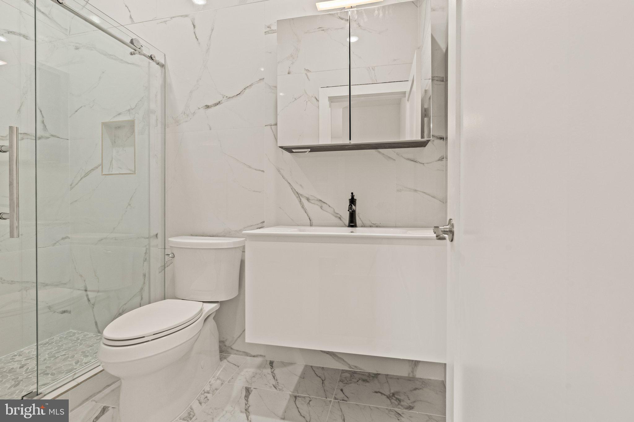 253 North 3rd Street, Unit 4 Philadelphia, PA 19106 - Photo 14 of 16