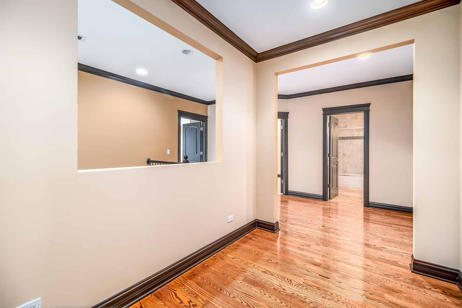 16W560 Bluff Road, Unit 16W540 Willowbrook, IL 60527 - Photo 15 of 39 Gallery Image 15