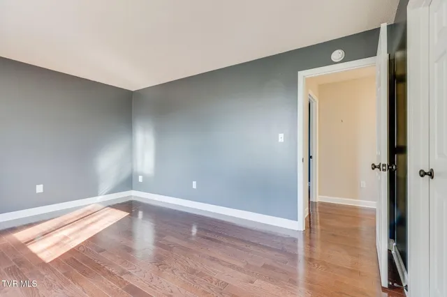 $190,000 | 361 Belmont Drive, Unit 14, Bristol, TN 37620