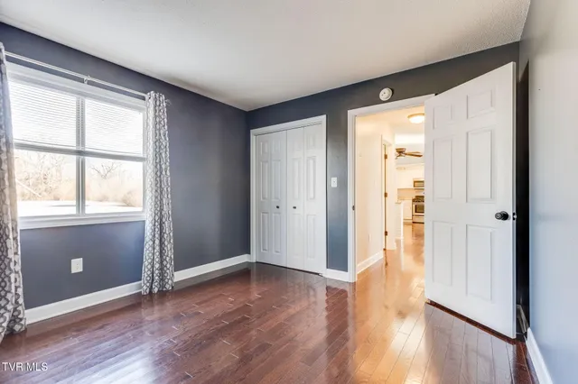 $190,000 | 361 Belmont Drive, Unit 14, Bristol, TN 37620