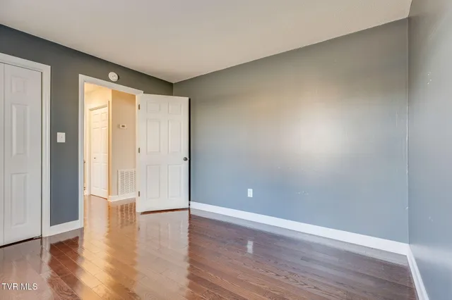 $190,000 | 361 Belmont Drive, Unit 14, Bristol, TN 37620