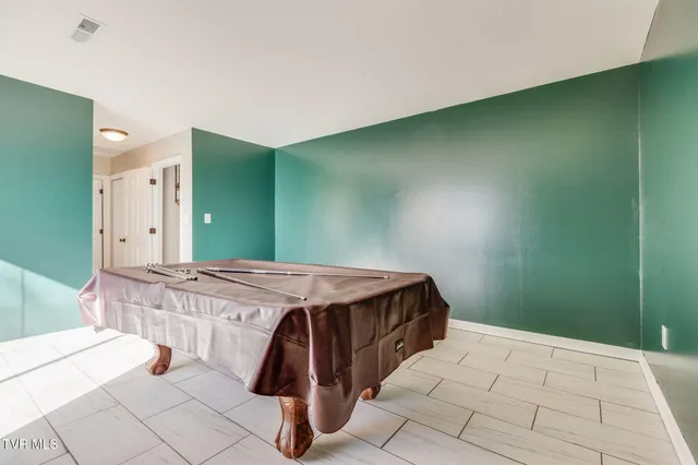 $190,000 | 361 Belmont Drive, Unit 14, Bristol, TN 37620