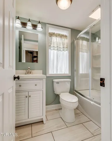 $190,000 | 361 Belmont Drive, Unit 14, Bristol, TN 37620