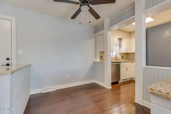 $175,000 | 361 Belmont Drive, Unit 14, Bristol, TN 37620