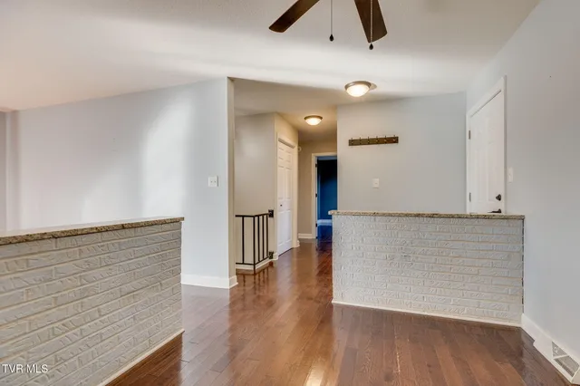 $190,000 | 361 Belmont Drive, Unit 14, Bristol, TN 37620