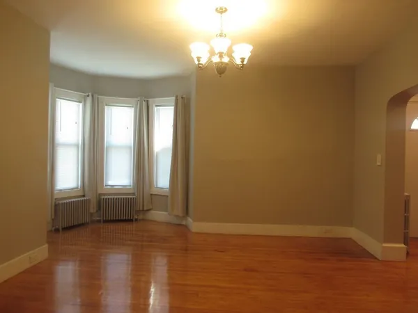 $4,200 | 109 Walnut Street, Malden, MA 02148