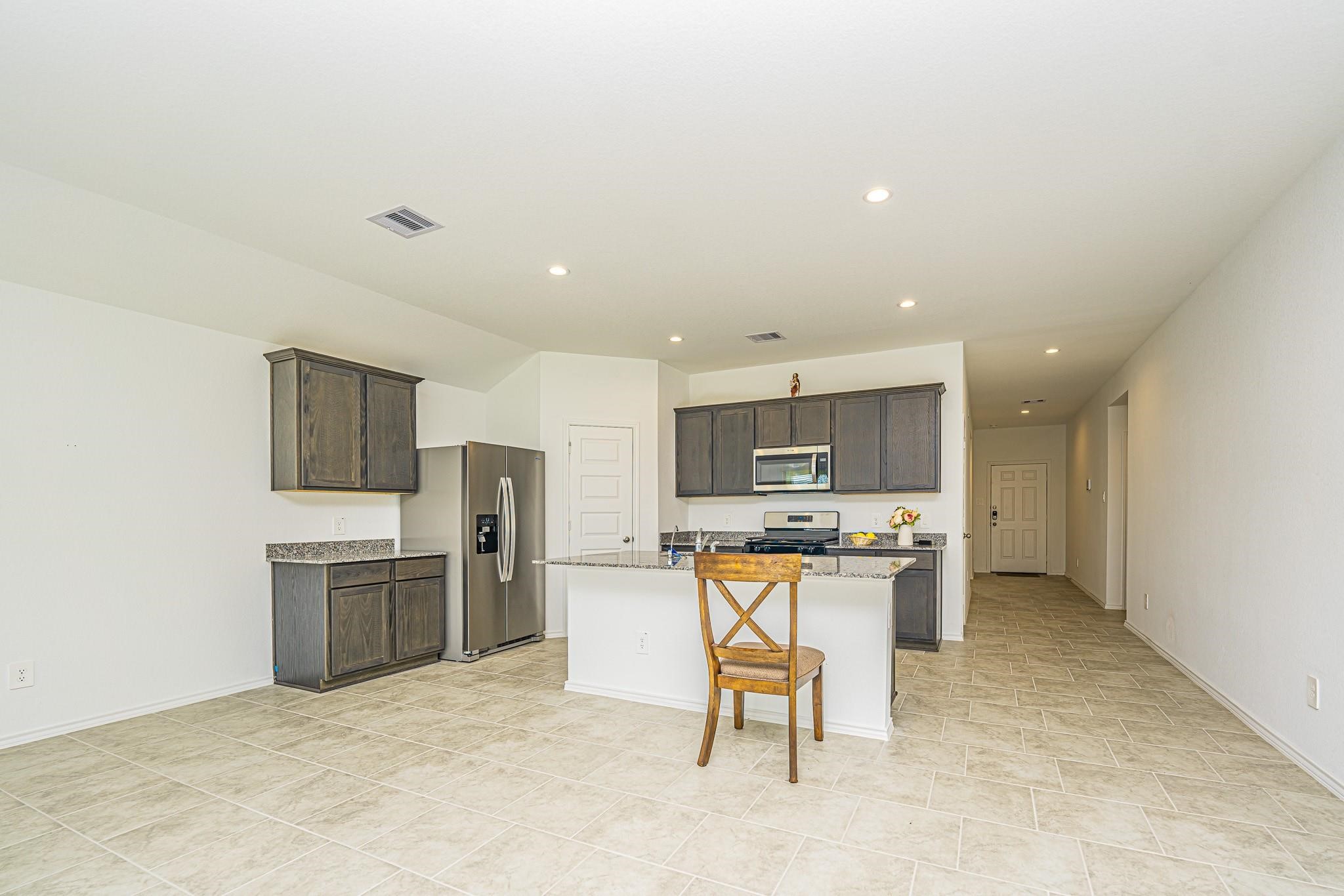 1118 Appaloosa Lane Rosharon, TX 77583 - Photo 12 of 37