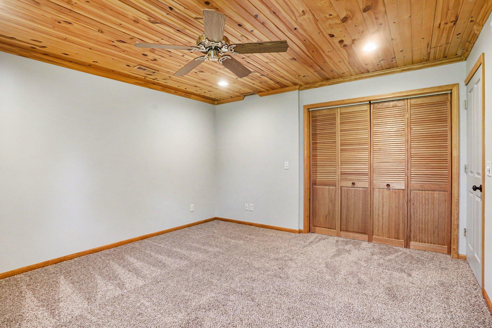 641 Ridgefield Drive Coopersville, MI 49404 - Photo 22 of 30 029_file_3886