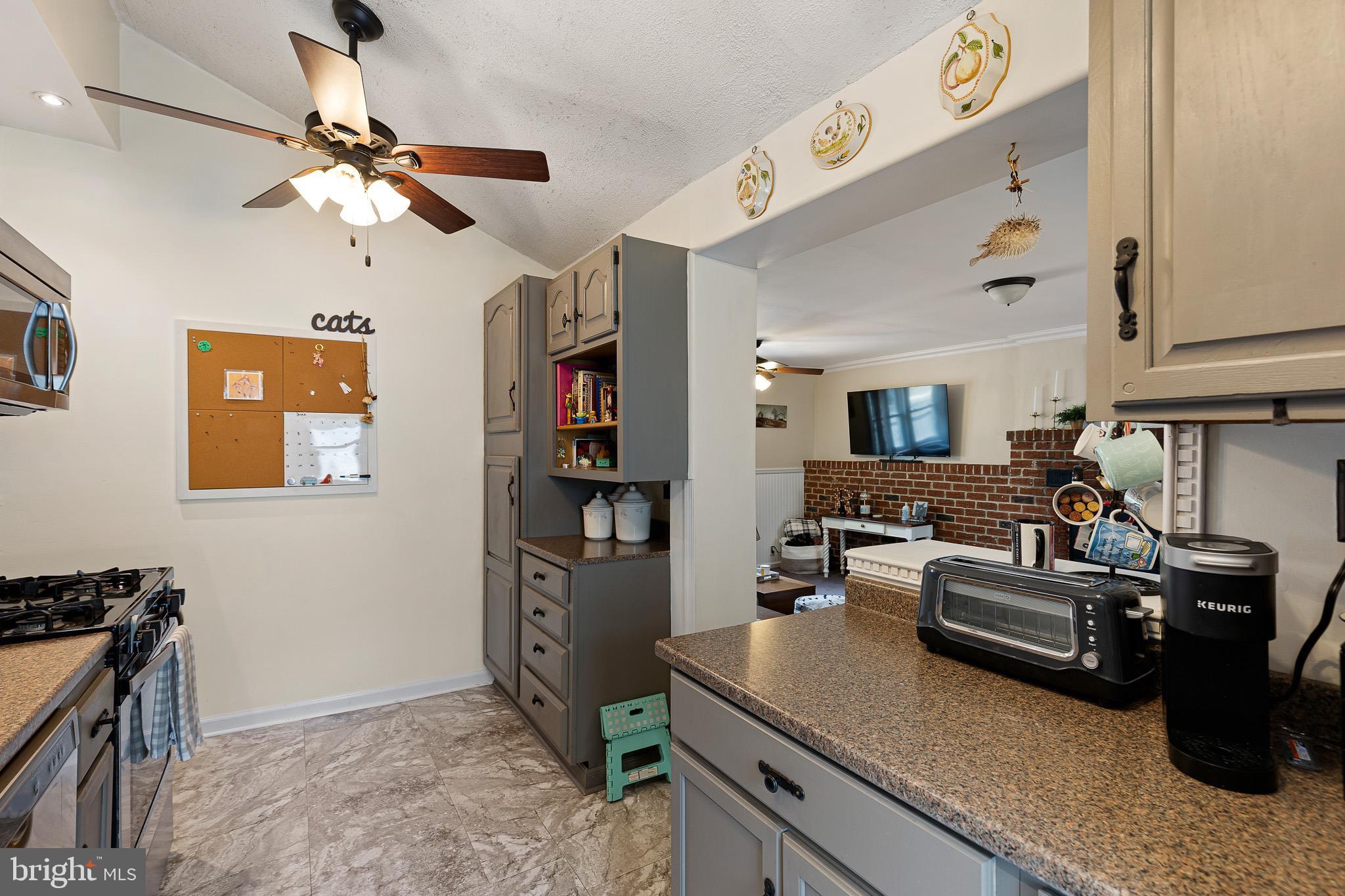 23 West Chelton Road Brookhaven, PA 19015 - Photo 15 of 26